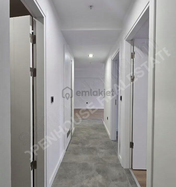 Flat 24'te Ebeveyn Banyolu, Kapalı Mutfaklı 2+1 Satılık Daire