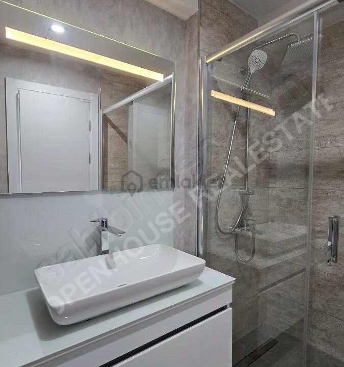 Flat 24'te Ebeveyn Banyolu, Kapalı Mutfaklı 2+1 Satılık Daire