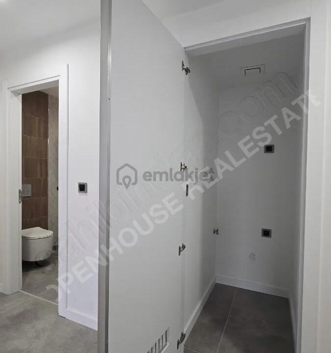 Flat 24'te Ebeveyn Banyolu, Kapalı Mutfaklı 2+1 Satılık Daire
