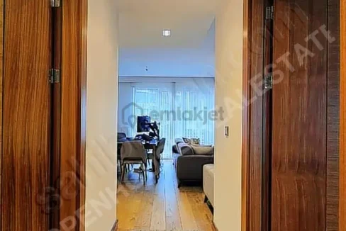 Göktürk İz Evler Sitesi'nde Ara Kat Çift Cephe 2+1 Satılık Daire
