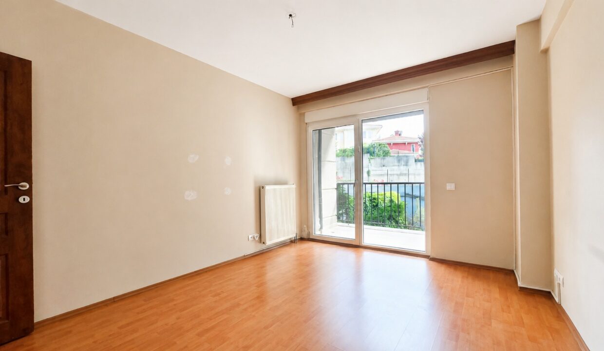Göktürk Saklıbahçe Sitesi'nde Önü Açık Ara Kat 4+1 Satılık Daire