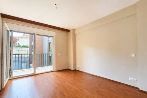 Göktürk Saklıbahçe Sitesi'nde Önü Açık Ara Kat 4+1 Satılık Daire
