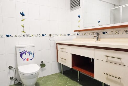 Göktürk Saklıbahçe Sitesi'nde Önü Açık Ara Kat 4+1 Satılık Daire