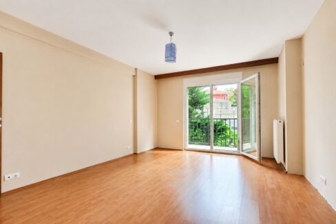 Göktürk Saklıbahçe Sitesi'nde Önü Açık Ara Kat 4+1 Satılık Daire