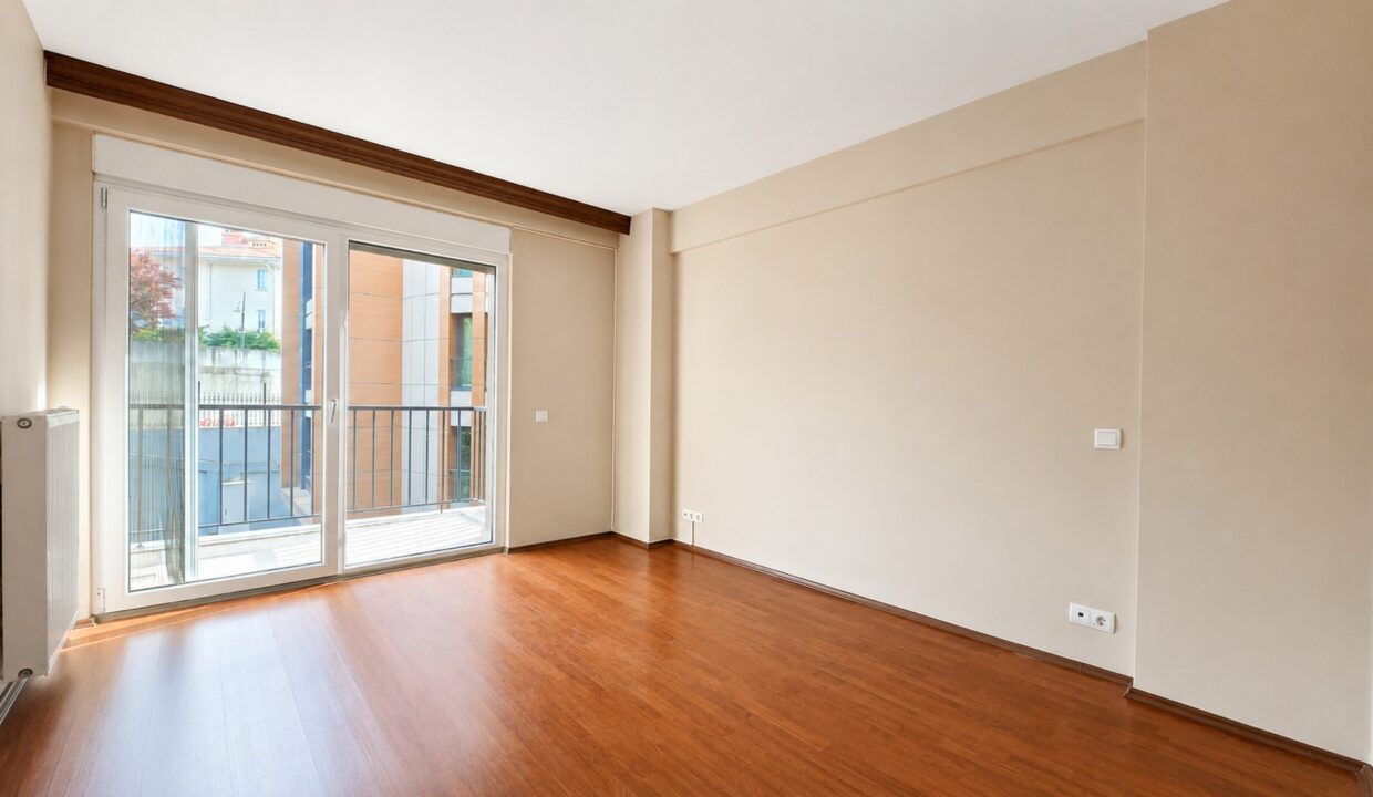 Göktürk Saklıbahçe Sitesi'nde Önü Açık Ara Kat 4+1 Satılık Daire