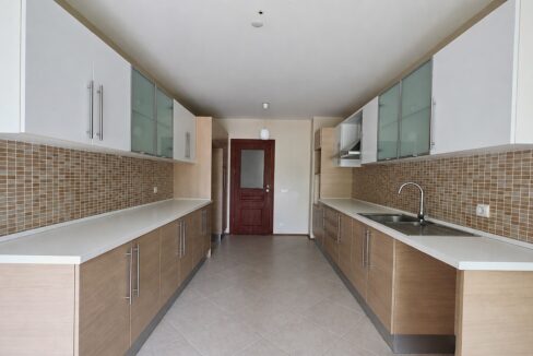 Göktürk Saklıbahçe Sitesi'nde Önü Açık Ara Kat 4+1 Satılık Daire