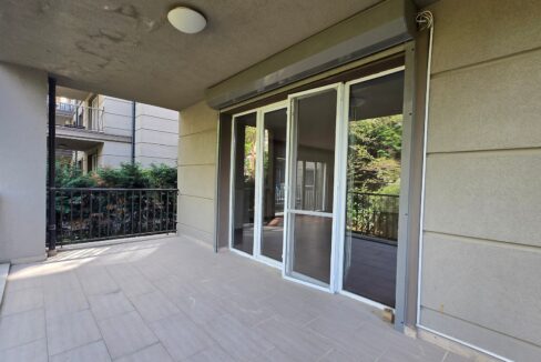 Göktürk Saklıbahçe Sitesi'nde Önü Açık Ara Kat 4+1 Satılık Daire