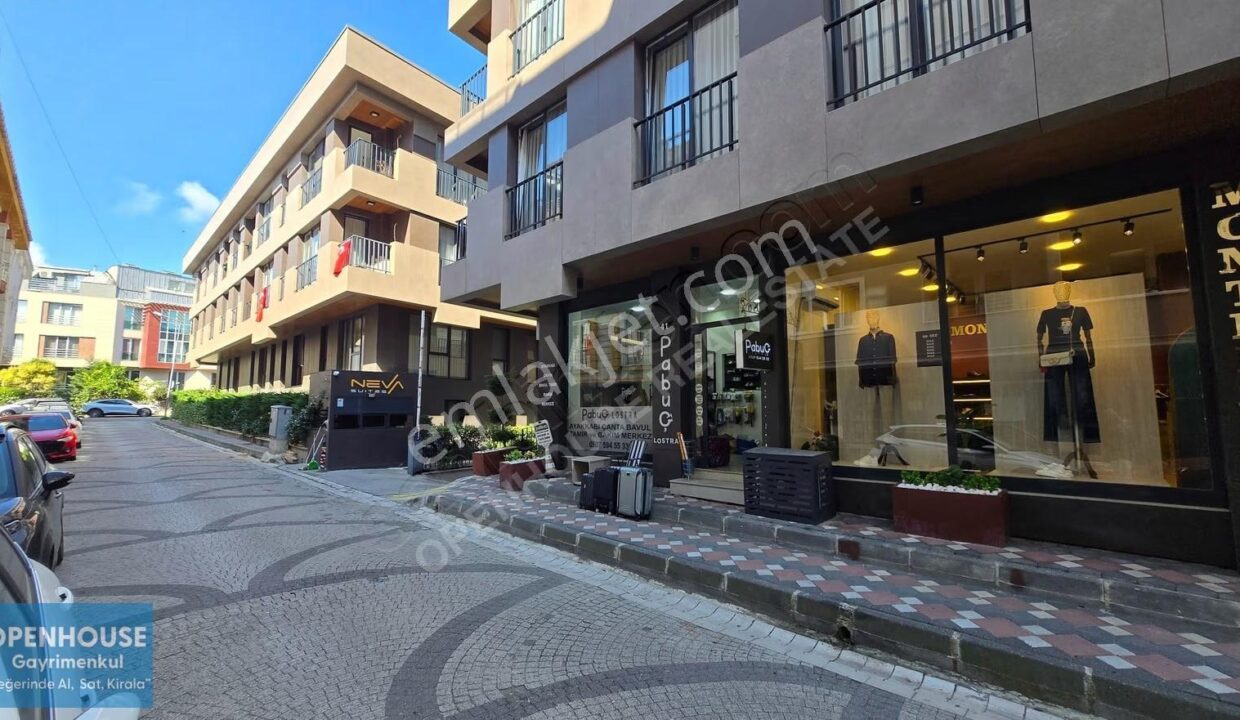 Openhouse'dan Göktürk Neva Suites'de Satılık 2+1 Ara Kat Daire