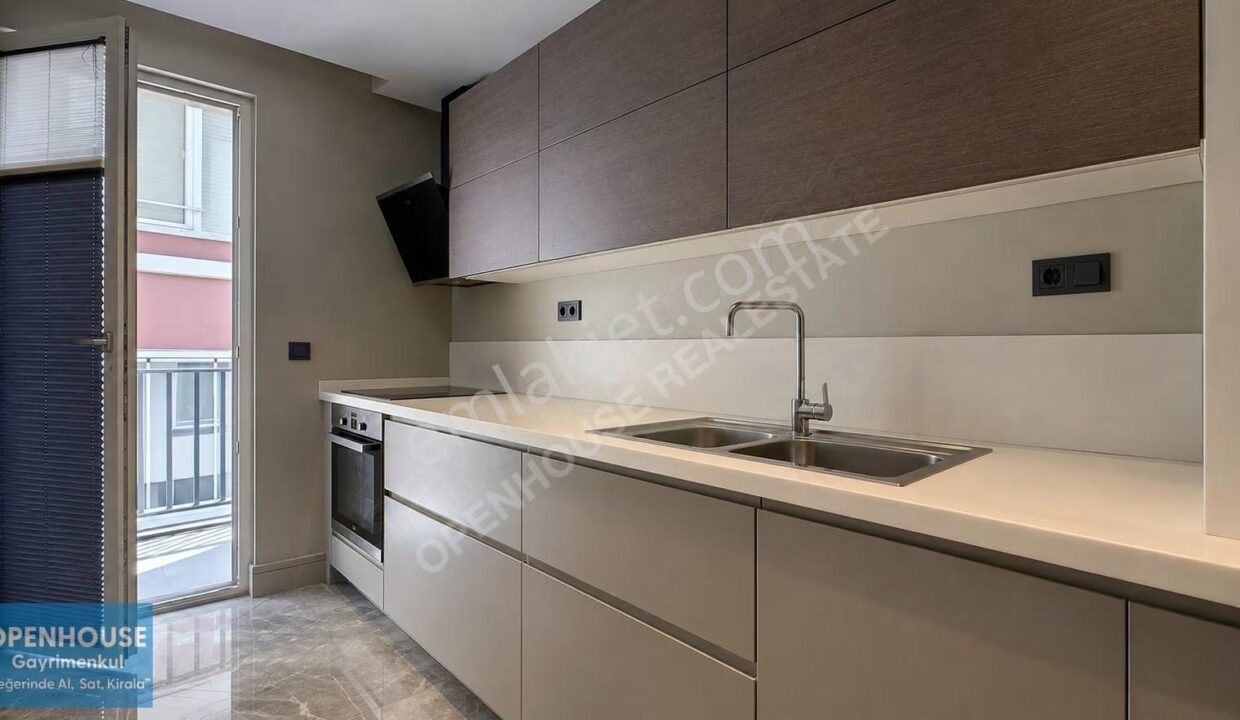 Openhouse'dan Göktürk Neva Suites'de Satılık 2+1 Ara Kat Daire