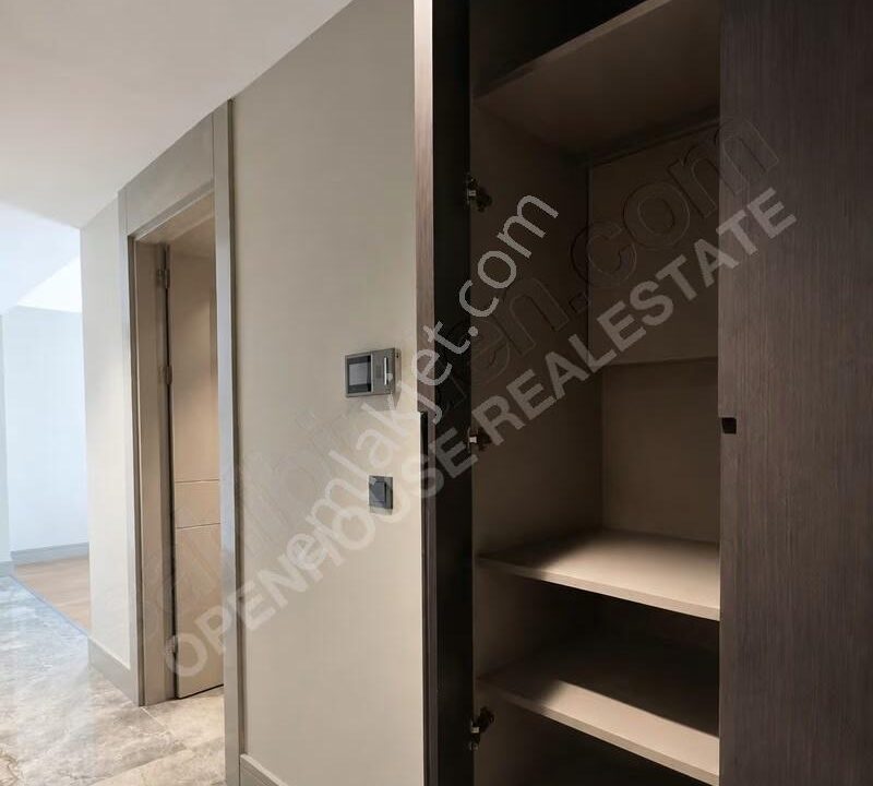 Openhouse'dan Göktürk Neva Suites'de Satılık 2+1 Ara Kat Daire