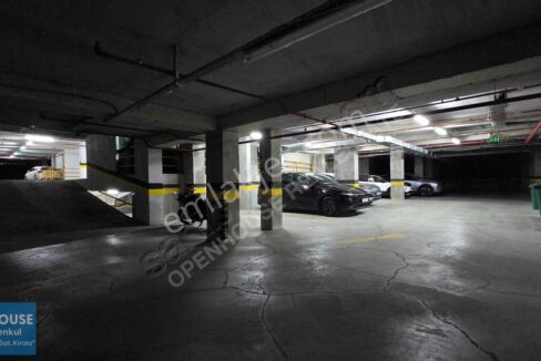 Openhouse'dan Göktürk Neva Suites'de Satılık 2+1 Ara Kat Daire